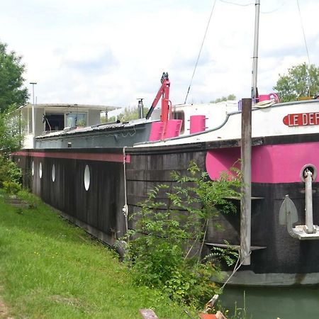 Marolles-sur-Seine勒德菲船屋住宿加早餐旅馆 外观 照片